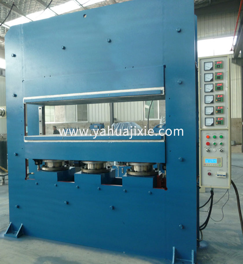 框式自動(dòng)控制硫化機(jī)