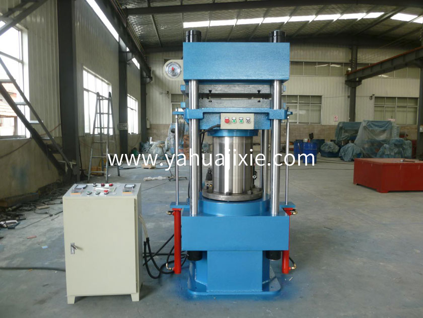 四柱式PLC自動(dòng)硫化機(jī)