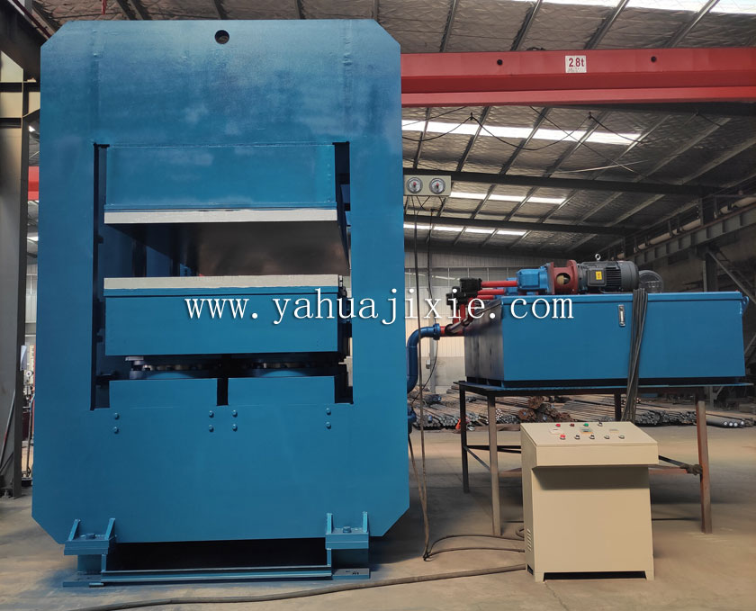 3000T硫化機大型膠板，牛棚墊子，豬舍墊子生產(chǎn)硫化機